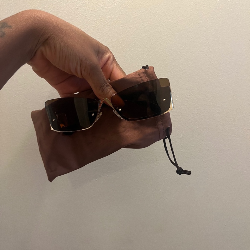 LORVAE GOLDEN HOUR SUNGLASSES